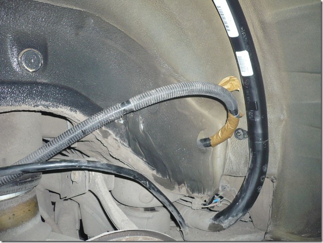 Шумоизоляция колесных арок BMW X5 E70 2009