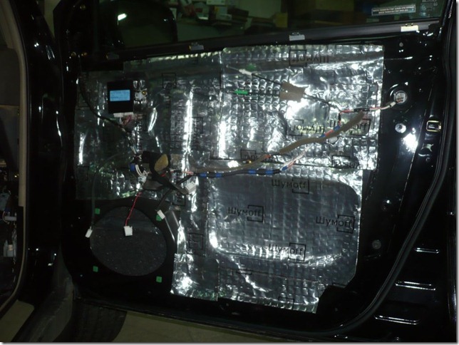 Шумоизоляция и установка мультимедийного ГУ в Lexus RX330 2005г.в.